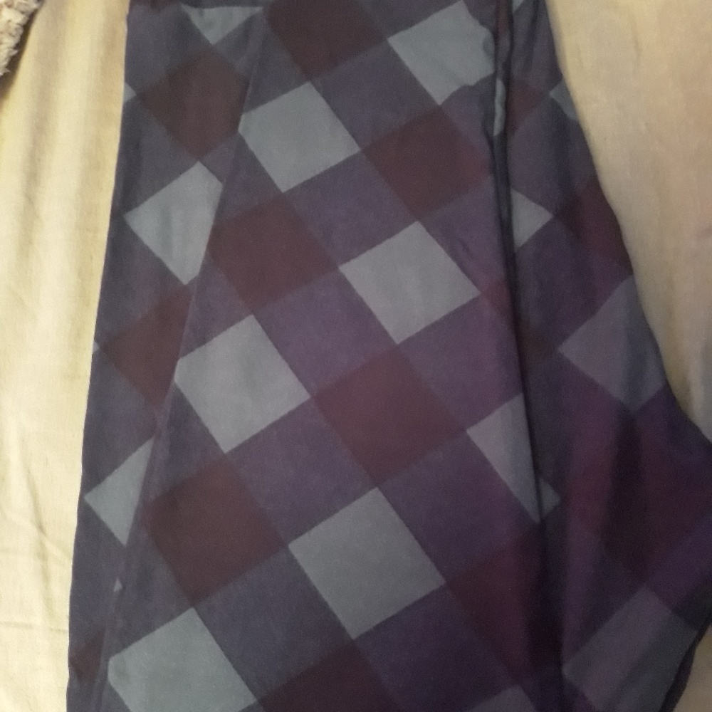 Lularoe tc2 blue plaid leggings